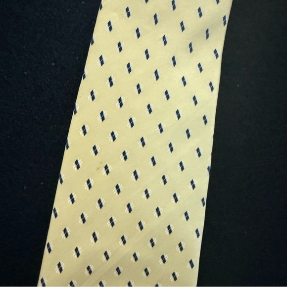 ZYLOS GOLD Yellow & Navy Blue Diamond Silk Tie - Picture 6 of 6